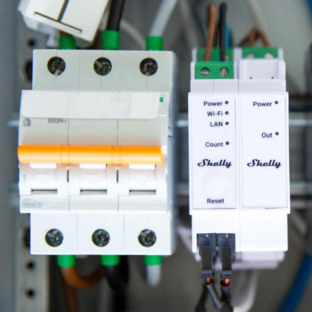Shelly Pro 3EM 3-Phasen-Stromverbrauchsmessgerät 120A WiFi LAN DIN opt. Addon PV