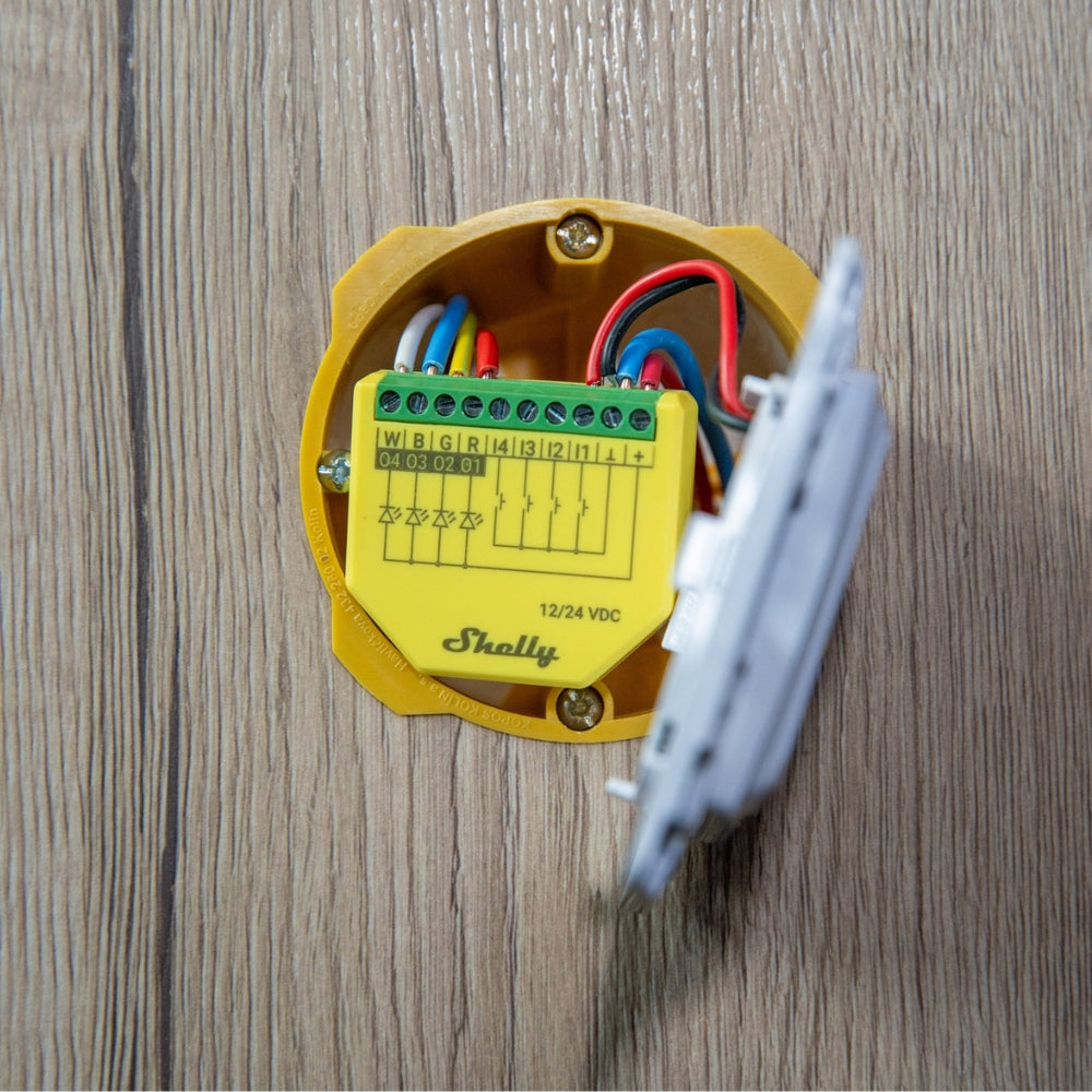 Shelly Plus RGBW PM ESP32 12-24 VDC WiFi Controller Dimmer RGB RGBW Tasmota 14